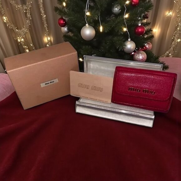 MIU MIU FUSHIA TRIFOLD COMPACT WALLET - Picture 1 of 10